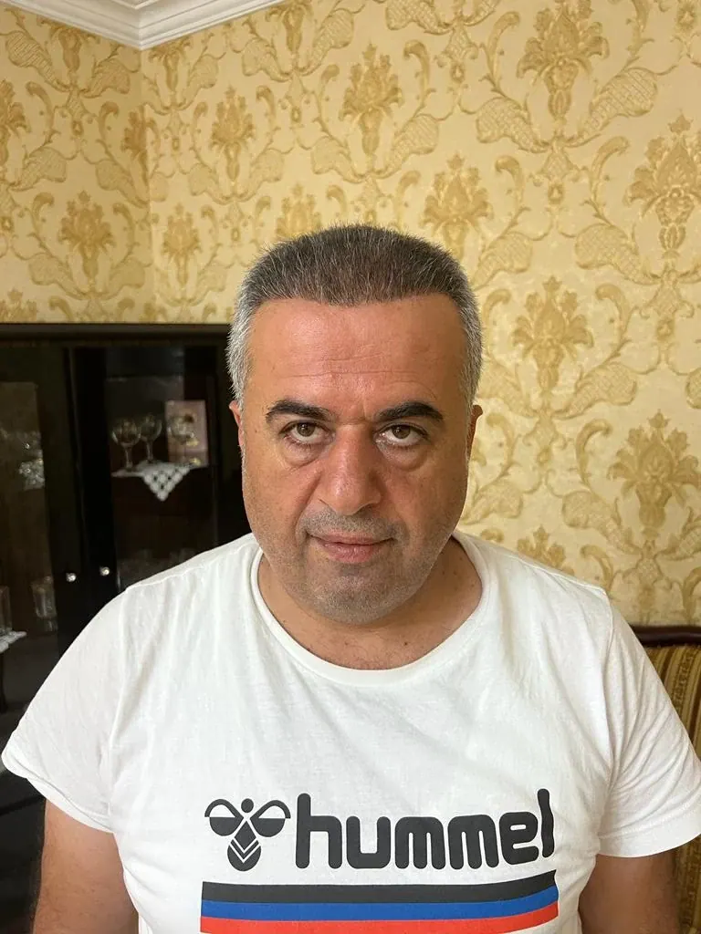 Hasta 75 · 3